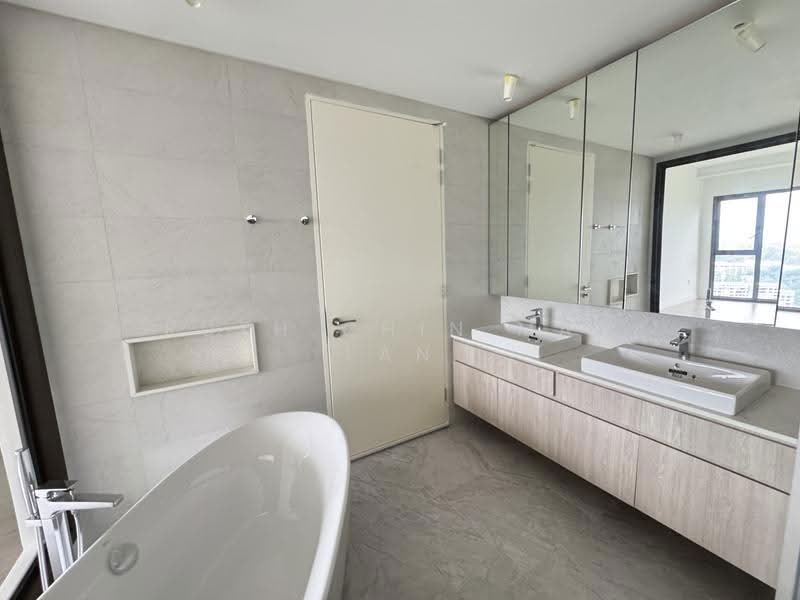 Service Residence for Sale at Jendela Residences - Ruth Chin May Lan - Bathroom - PropertyGuru.com.my