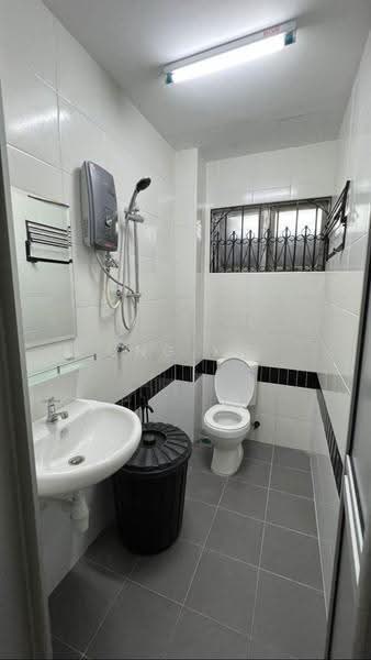 Rumah Teres 2-Tingkat untuk Dijual di Petaling Jaya (Selangor) - Ong KG - Bathroom - PropertyGuru.com.my