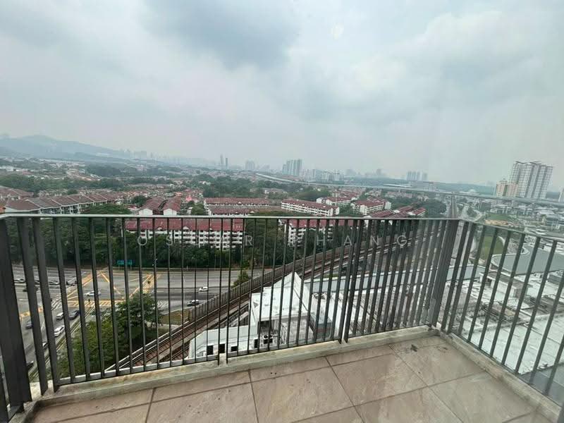 Kediaman Servis untuk Disewa di Emporis - Oscar Phang - PropertyGuru.com.my