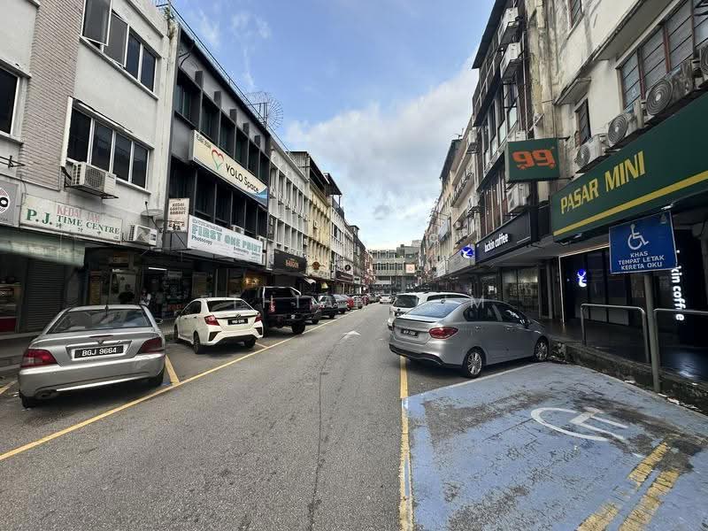Kedai untuk Disewa di Seksyen 52 (Petaling Jaya) - Lim Ee Thian - Exterior - PropertyGuru.com.my