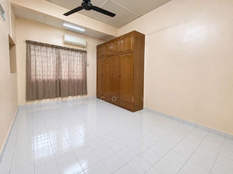 Rumah Teres 1-Tingkat untuk Dijual di Taman Sri Andalas (Klang) - Bosco Lum - Bedroom - PropertyGuru.com.my