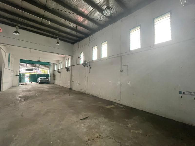 Factory for Rent in Taman Perindustrian Puchong (Puchong) - Kevin Tan - Exterior - PropertyGuru.com.my