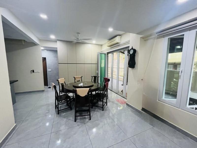 Semi-Detached House for Sale in Suria Residence (Cheras) - Bee Chin Ng - Dining Room - PropertyGuru.com.my