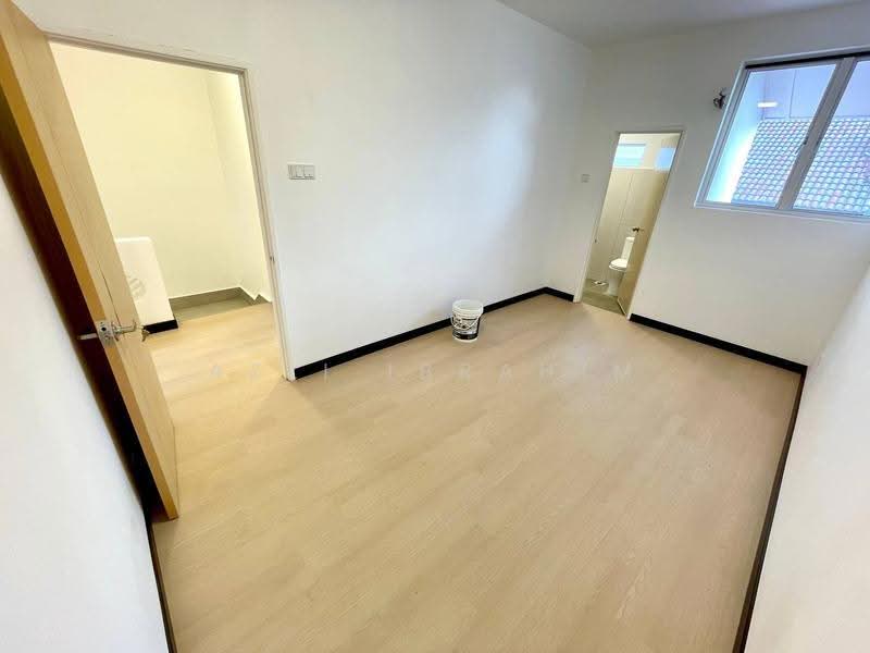 2-storey Terraced House for Sale in Bandar Mahkota Cheras (Cheras) - Azli Ibrahim - Bathroom - PropertyGuru.com.my