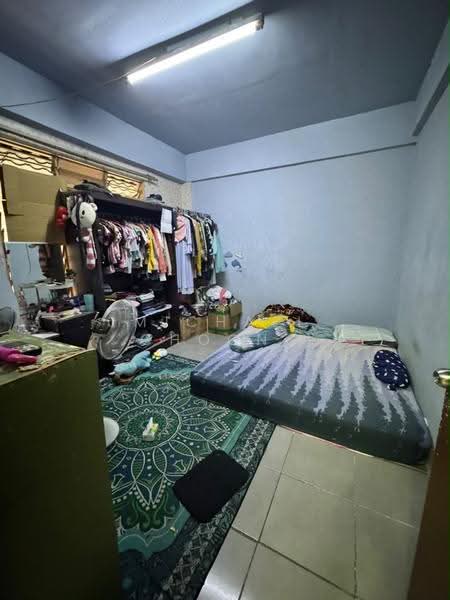 Rumah Flat untuk Dijual di Pangsapuri Jati - Michael Choong - Bedroom - PropertyGuru.com.my
