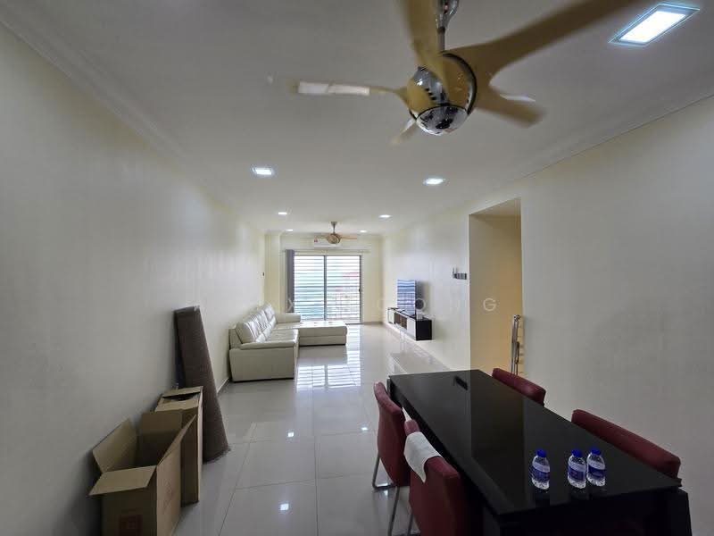 Kondominium untuk Disewa di Casa Idaman - Alex Foong - Living Room - PropertyGuru.com.my