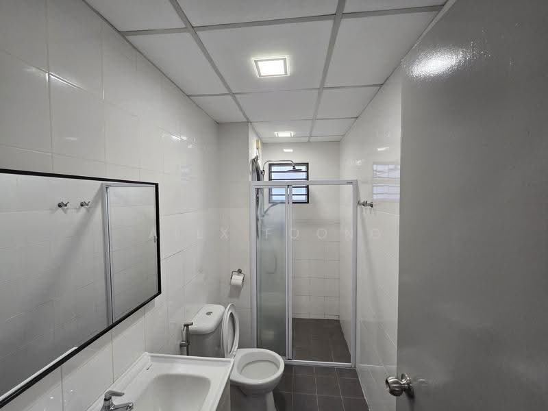 Kondominium untuk Disewa di Casa Idaman - Alex Foong - Bathroom - PropertyGuru.com.my