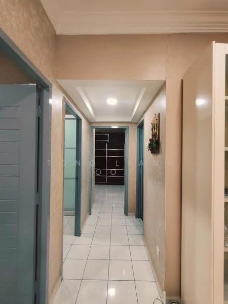Condominium for Rent at Putra Place Condominium - Tong Liang Ooi - Corridor - PropertyGuru.com.my