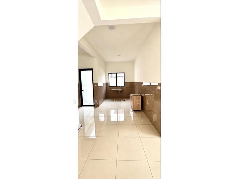 Rumah Berkembar untuk Disewa di Taman Tasik Semenyih (Semenyih) - Sya Rusli - Kitchen - PropertyGuru.com.my