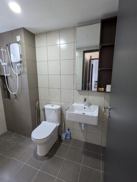Service Residence for Sale at D'Quince Residences - Jia Hao Chan - Bathroom - PropertyGuru.com.my