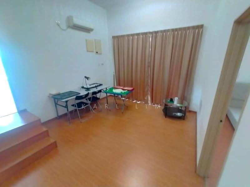 Semi-Detached House for Sale in Taman Kempas Utama (Tebrau) - Karl Lim - Study - PropertyGuru.com.my