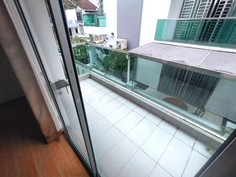 Semi-Detached House for Sale in Taman Kempas Utama (Tebrau) - Karl Lim - Balcony - PropertyGuru.com.my