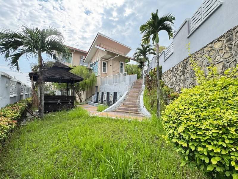 Bungalow House for Sale in Kajang (Selangor) - Azli Ibrahim - Exterior - PropertyGuru.com.my