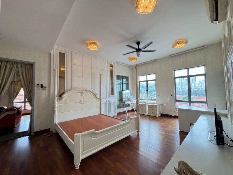 Bungalow House for Sale in Kajang (Selangor) - Azli Ibrahim - Bedroom - PropertyGuru.com.my