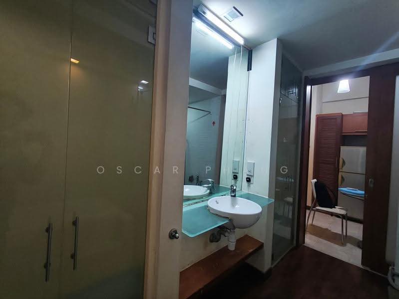 Condominium for Rent at 10 Semantan Suites - Oscar Phang - Bathroom - PropertyGuru.com.my