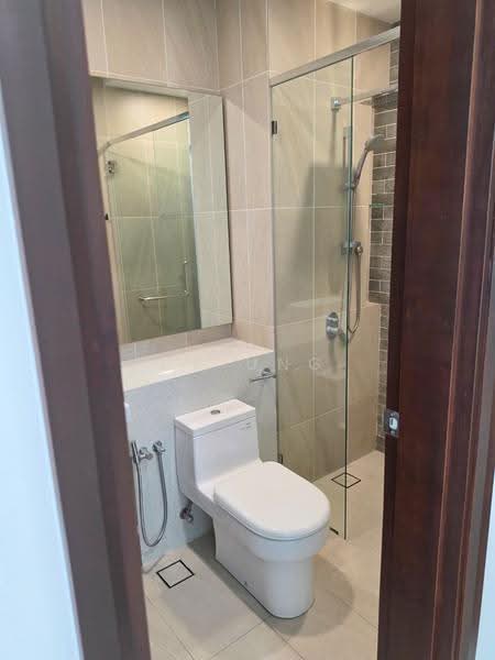 Kondominium untuk Disewa di Queens Residences Q2 @ Queens Waterfront - CS Ung - Bathroom - PropertyGuru.com.my