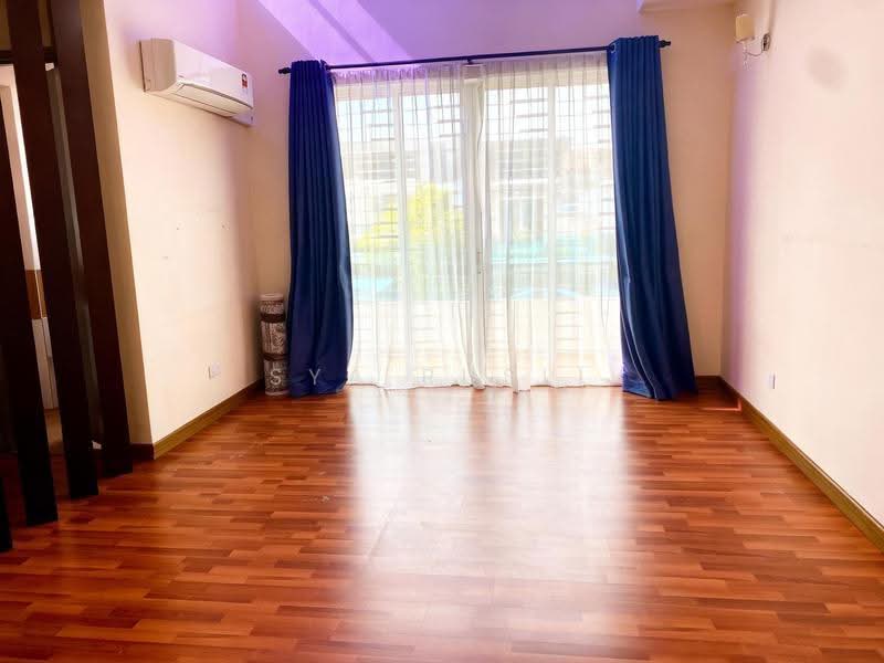 Rumah Teres 2-Tingkat untuk Disewa di Taman Tiara East (Semenyih) - Sya Rusli - Living Room - PropertyGuru.com.my