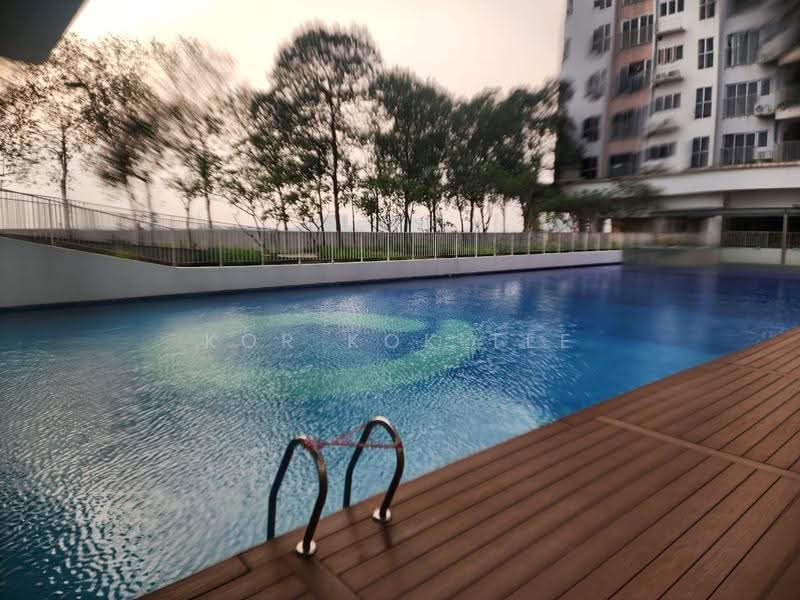 Kondominium untuk Disewa di The Wharf Residence - Kor Kok Tee - Pool - PropertyGuru.com.my