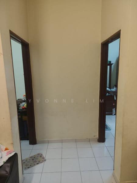 Rumah Teres 1-Tingkat untuk Dijual di Taman Cahaya Kota Puteri (Masai) - Yvonne Lim - Corridor - PropertyGuru.com.my