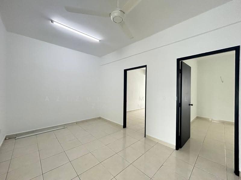 3-storey Terraced House for Sale in Kajang (Selangor) - Azizul Kamarul Zaman - PropertyGuru.com.my