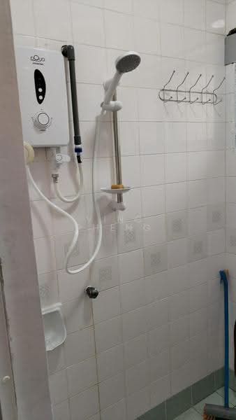 Pangsapuri untuk Disewa di Garden City - Vinc Pheng - Bathroom - PropertyGuru.com.my