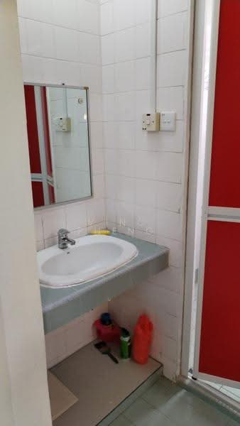 Pangsapuri untuk Disewa di Garden City - Vinc Pheng - Bathroom - PropertyGuru.com.my