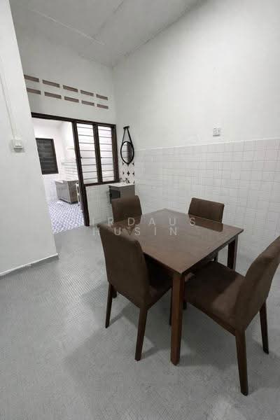 Rumah Teres 1-Tingkat untuk Dijual di Seksyen 2 Bandar Baru Bangi (Bandar Baru Bangi) - Firdaus Husin - Dining Room - PropertyGuru.com.my