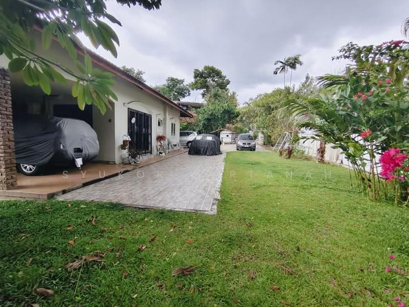 Bungalow House for Sale in Petaling Jaya (Selangor) - Syukor Hartanah - Exterior - PropertyGuru.com.my