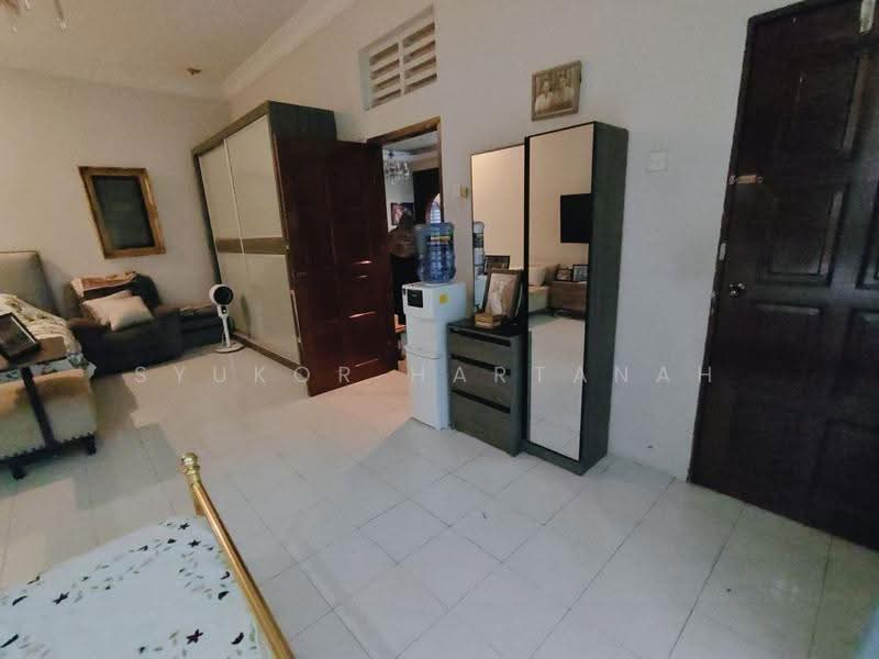 Bungalow House for Sale in Petaling Jaya (Selangor) - Syukor Hartanah - Bedroom - PropertyGuru.com.my