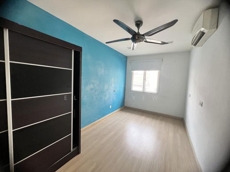2-storey Terraced House for Sale in Taman Indah Gemilang 2 (Batu Caves) - Elaine Yew - Bedroom - PropertyGuru.com.my