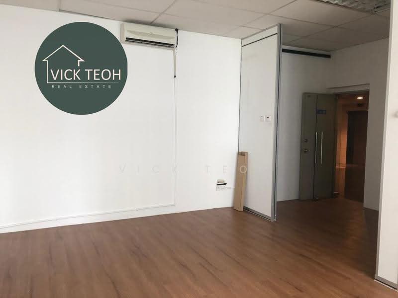 Shop / Office for Sale in Bukit Combe (Jelutong) - Vick Teoh - PropertyGuru.com.my