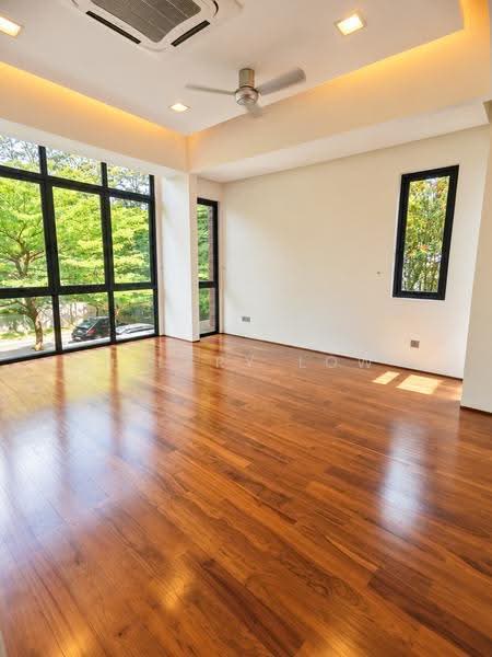 Rumah Banglo untuk Disewa di Seputeh (Kuala Lumpur) - Hilary Low - Living Room - PropertyGuru.com.my