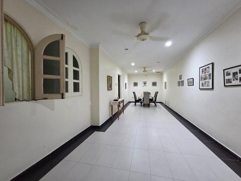 Semi-Detached House for Sale in Tanjung Bungah (Penang) - Elaine Ooi - Dining Room - PropertyGuru.com.my