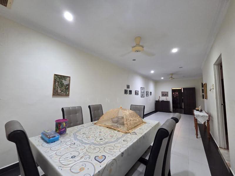 Semi-Detached House for Sale in Tanjung Bungah (Penang) - Elaine Ooi - Dining Room - PropertyGuru.com.my