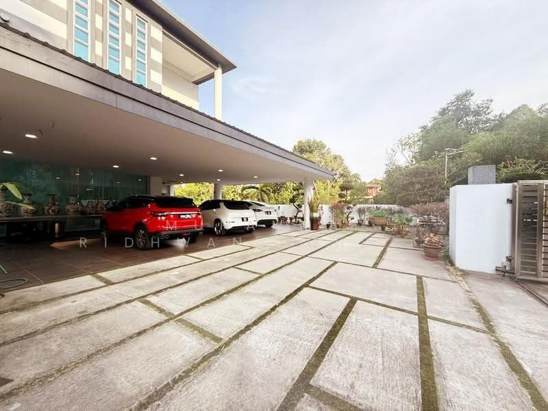 Bungalow House for Sale in Equine Business Park (Seri Kembangan) - Muhammad Ridhwan Mohd Huzairi - Exterior - PropertyGuru.com.my