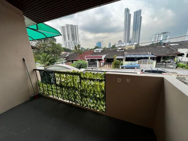 2-storey Terraced House for Sale in Taman Pelangi (Johor Bahru) - Crystal Du - Exterior - PropertyGuru.com.my