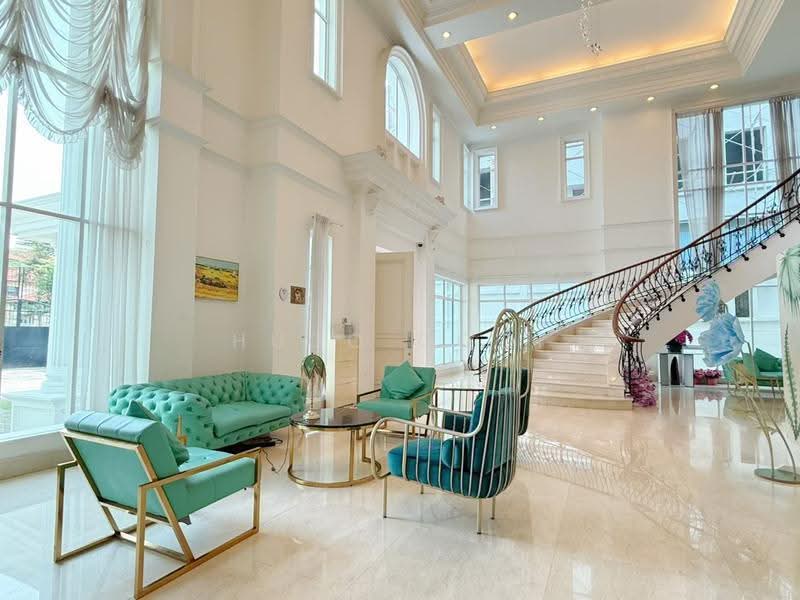 Rumah Banglo untuk Disewa di Taman Yarl (Jalan Klang Lama (Old Klang Road)) - Hugo Gooi - Living Room - PropertyGuru.com.my