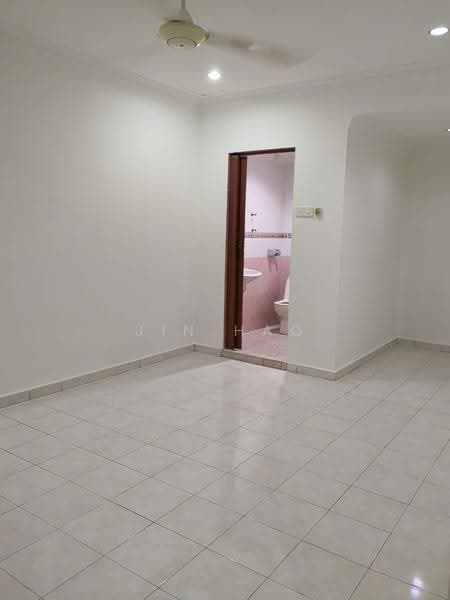 Rumah Teres 2-Tingkat untuk Disewa di Kepong (Kuala Lumpur) - Jin Hao - Bathroom - PropertyGuru.com.my