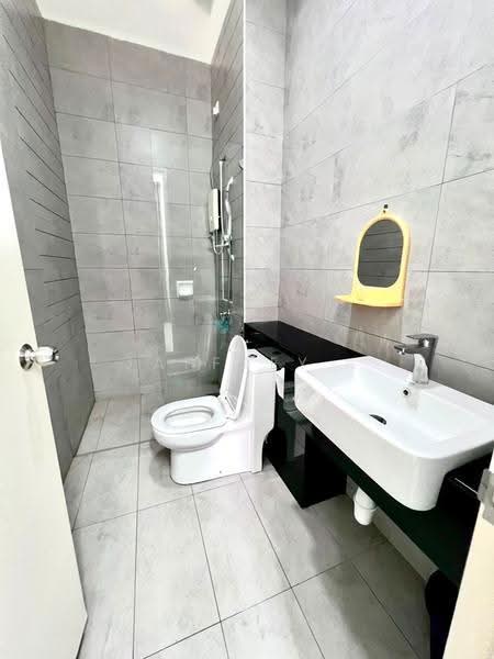 Terraced House for Sale in Johor Bahru (Johor) - Jaffrey . - Bathroom - PropertyGuru.com.my