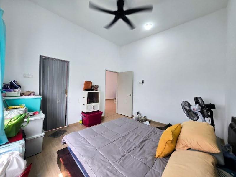 Apartment for Sale at Residensi Anggerik Wira - Azli Ibrahim - Bedroom - PropertyGuru.com.my