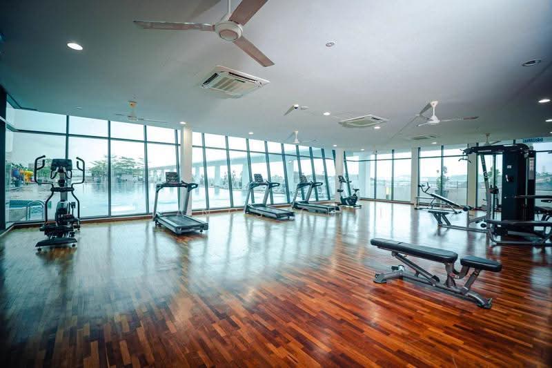 Service Residence for Sale at Amerin Residence - Vancs Chai - Gym - PropertyGuru.com.my