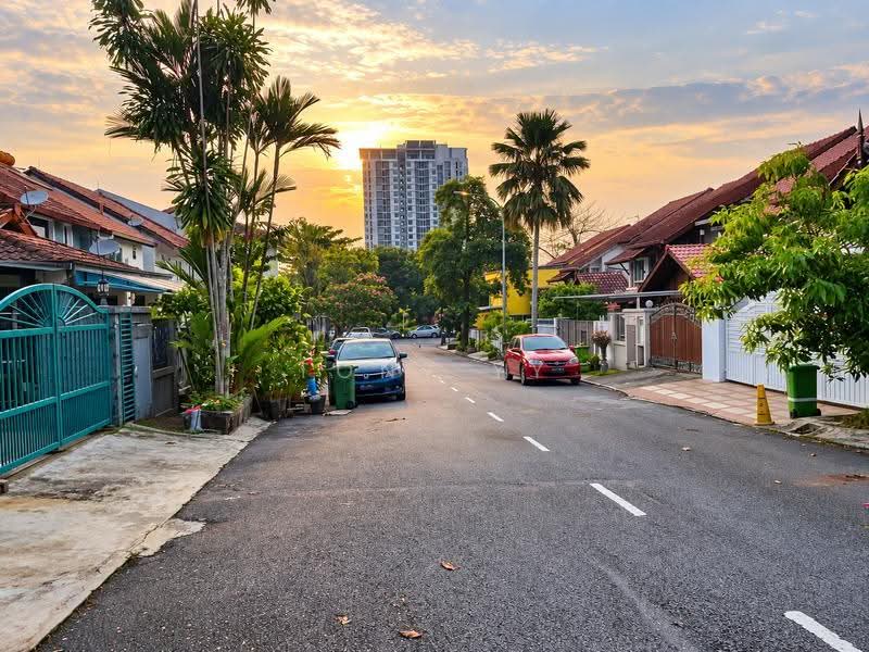 Rumah Teres 2-Tingkat untuk Dijual di Alam Damai (Cheras) - Tony YY - PropertyGuru.com.my