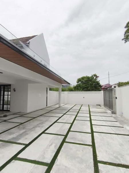Bungalow House for Sale in Taman Johor (Tampoi) - Sky Tan - Exterior - PropertyGuru.com.my