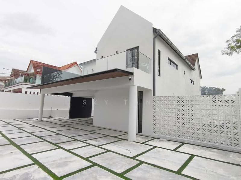 Bungalow House for Sale in Taman Johor (Tampoi) - Sky Tan - Exterior - PropertyGuru.com.my