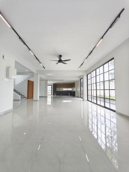Bungalow House for Sale in Taman Johor (Tampoi) - Sky Tan - Living Room - PropertyGuru.com.my