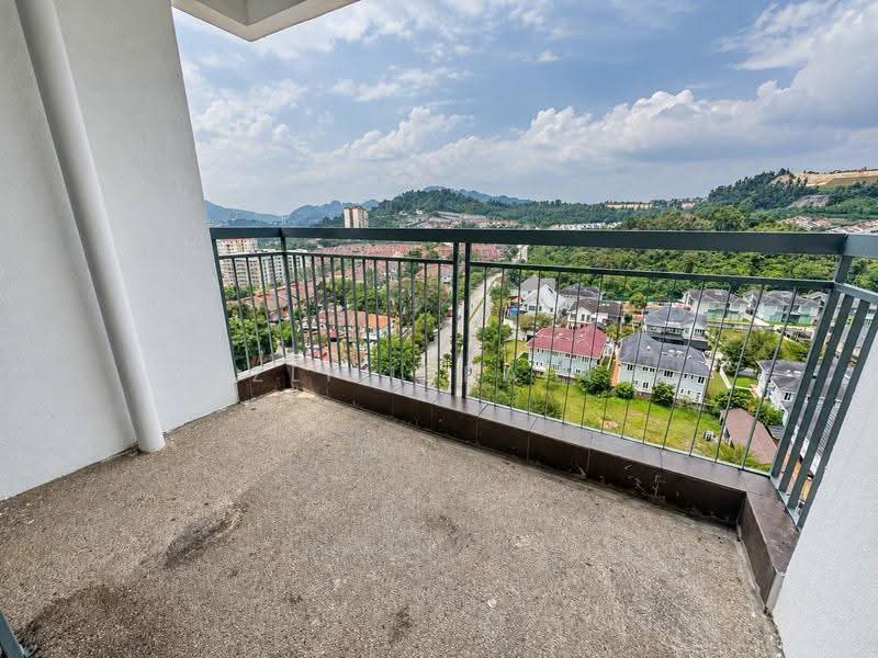 Pangsapuri untuk Dijual di Residensi Bistaria - Azli Ibrahim - Balcony - PropertyGuru.com.my