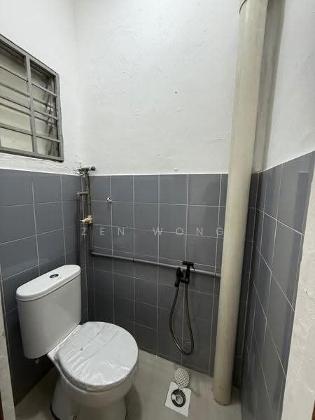 2-storey Terraced House for Sale in Taman Kota Masai (Pasir Gudang) - Zen Wong - Bathroom - PropertyGuru.com.my