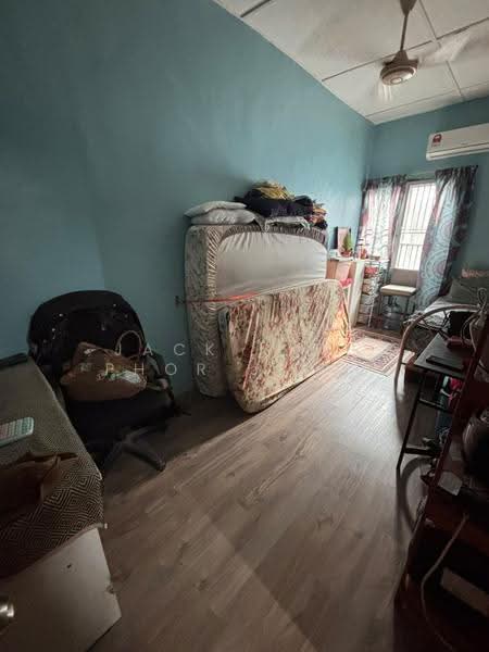 Rumah Teres untuk Disewa di Taman Klang Utama (Kapar) - Jack Khor Phor Jiing - Bedroom - PropertyGuru.com.my