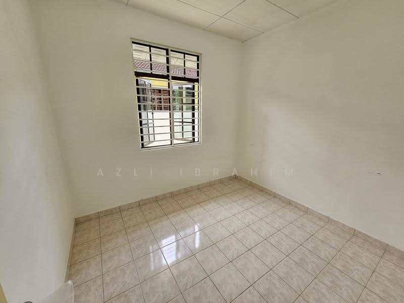 Bungalow House for Sale in Taman Hulu Langat Jaya (Hulu Langat) - Azli Ibrahim - PropertyGuru.com.my