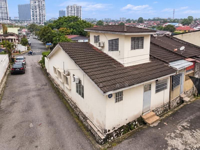 1.5-storey Terraced House for Sale in Taman Sri Melati (Selayang) - Cik Maya Abdul - Exterior - PropertyGuru.com.my